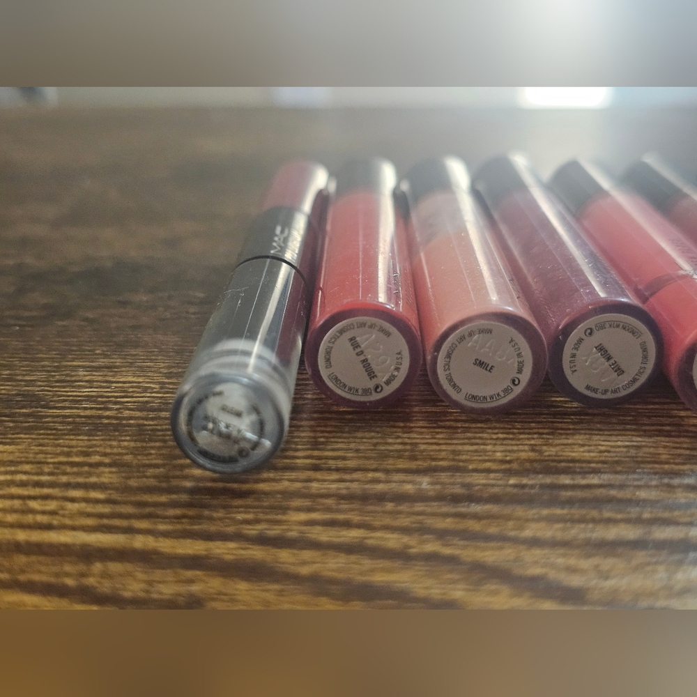 MAC Lipglass Collection – Rare, LE, and Discontinued Shades – Bundle Discount - Picture 12 of 12